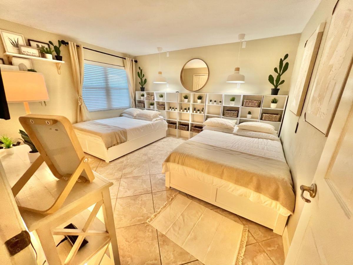 Beach Oasis 704 Lovely Daytona Ocean Front For 5 Sleeps Up To 12 Daytona Beach Exterior photo