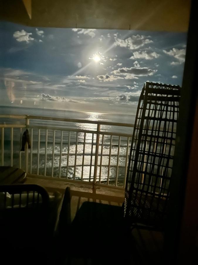 Beach Oasis 704 Lovely Daytona Ocean Front For 5 Sleeps Up To 12 Daytona Beach Exterior photo